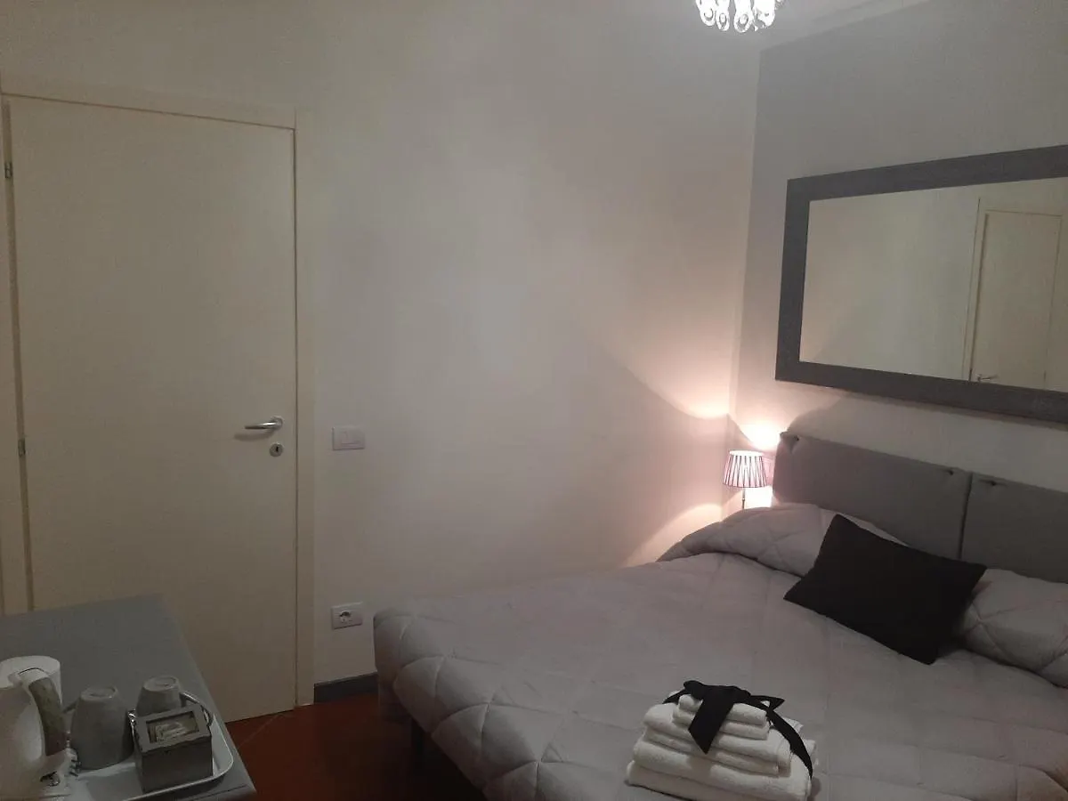 B&B Principe Calaf 3 Lucques 2*,