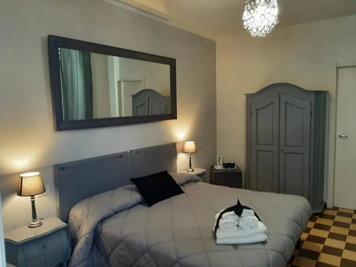 B&B Principe Calaf 3 Lucques Couette-café