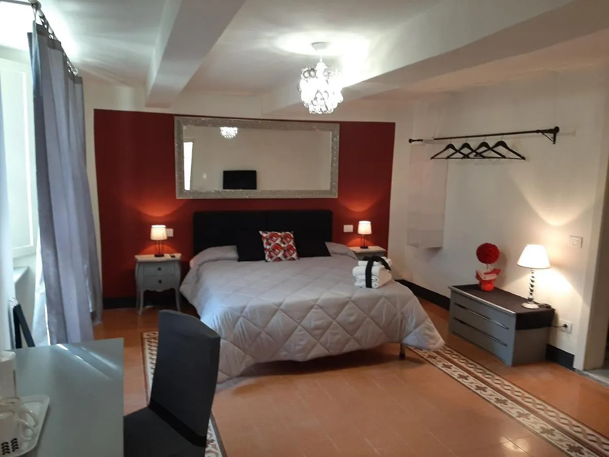 B&B Principe Calaf 3 루카 2*,