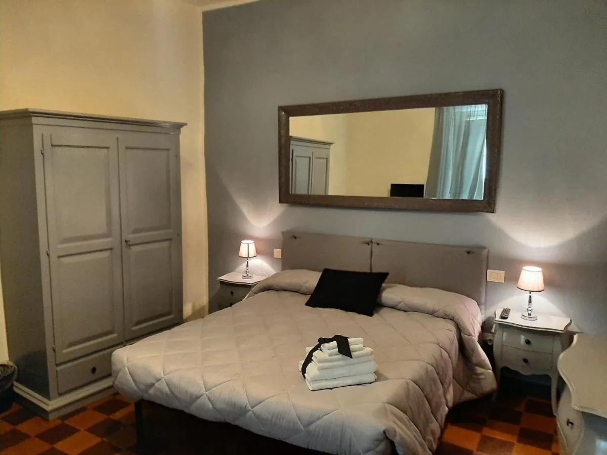 B&B Principe Calaf 3 Lucques 2*,  Italie