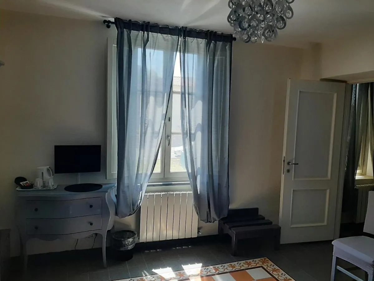 B&B Principe Calaf 3 Lucques Couette-café