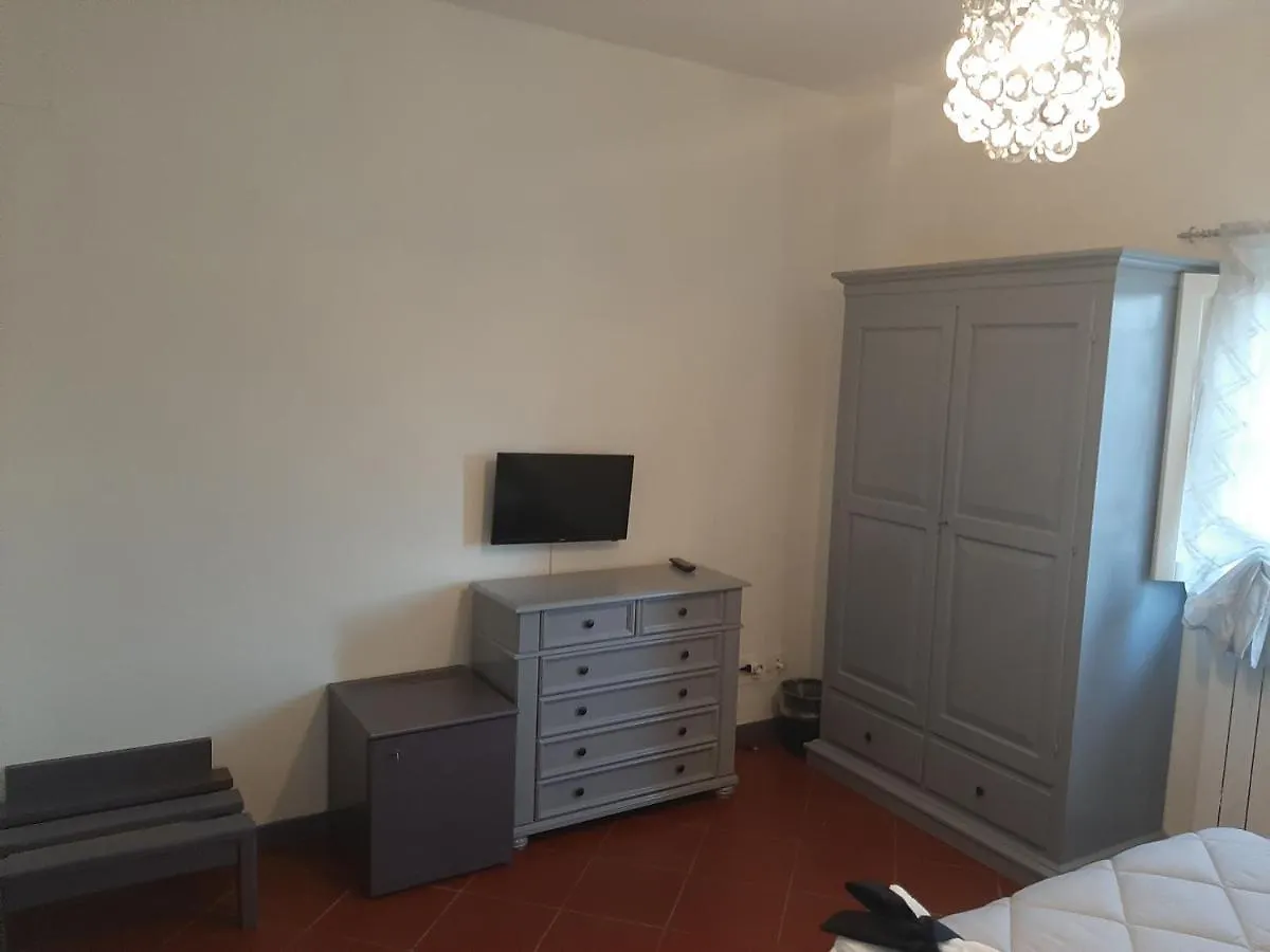 B&B Principe Calaf 3 Lucca Alojamento de Acomodação e Pequeno-almoço