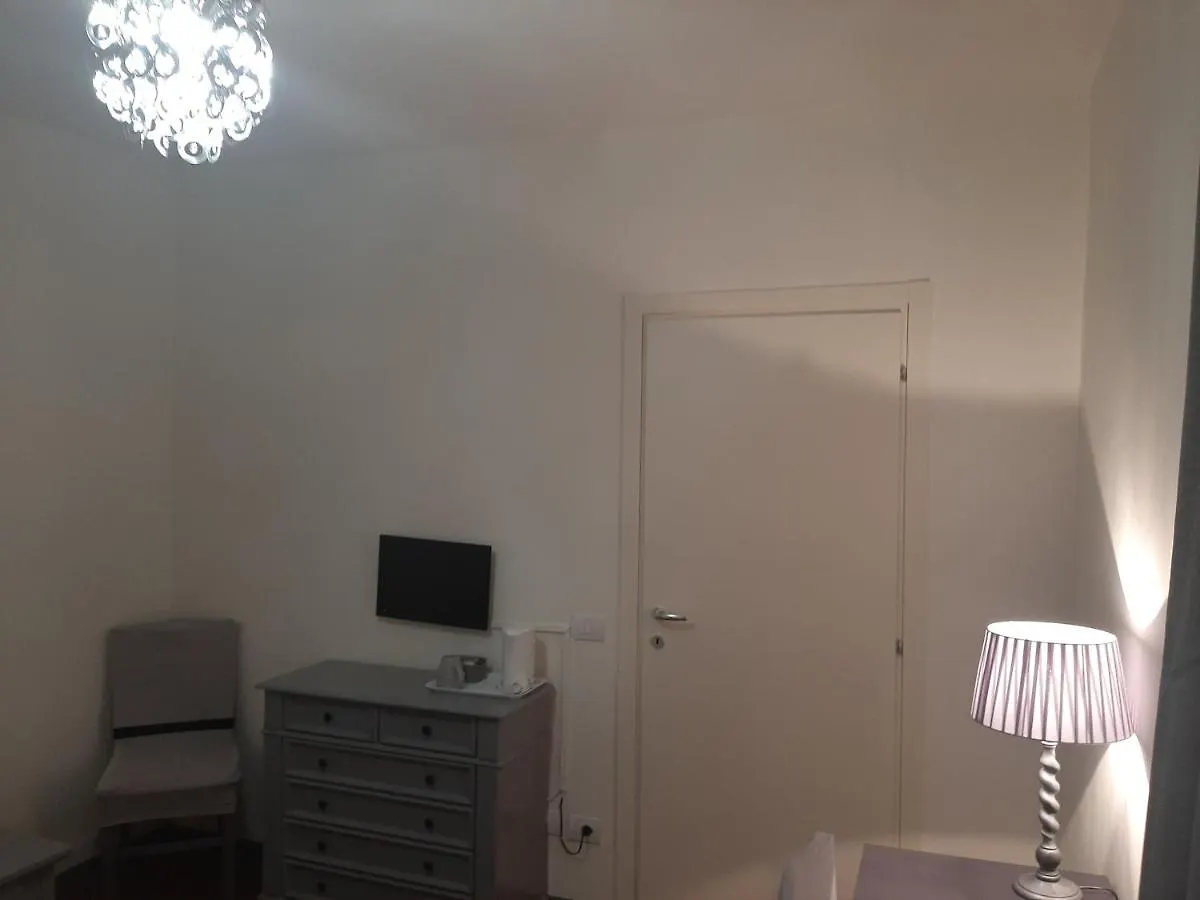 B&B Principe Calaf 3 Lucca Bed & Breakfast